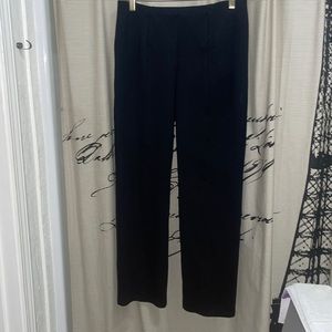 2/$15 closet clean-out, NYGARD Luxe Slims straight leg size medium